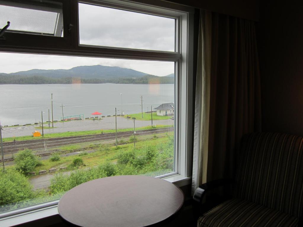 On The Harbour Hotel Prince Rupert